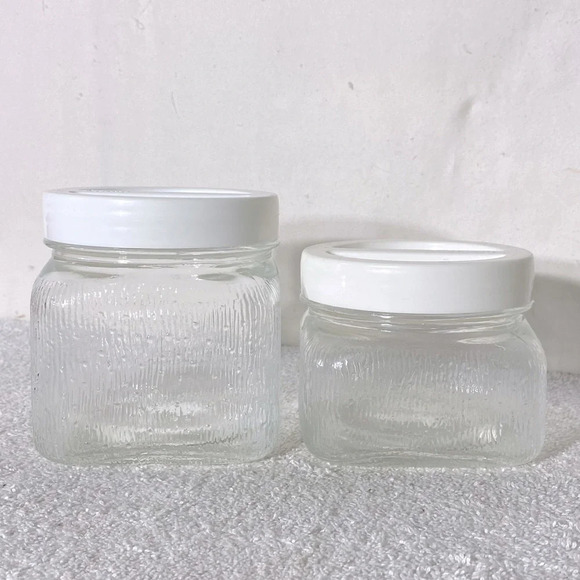 Vintage Glass Canister Set With Borgonovo Italy Plastic Lids - Picture 3 of 11